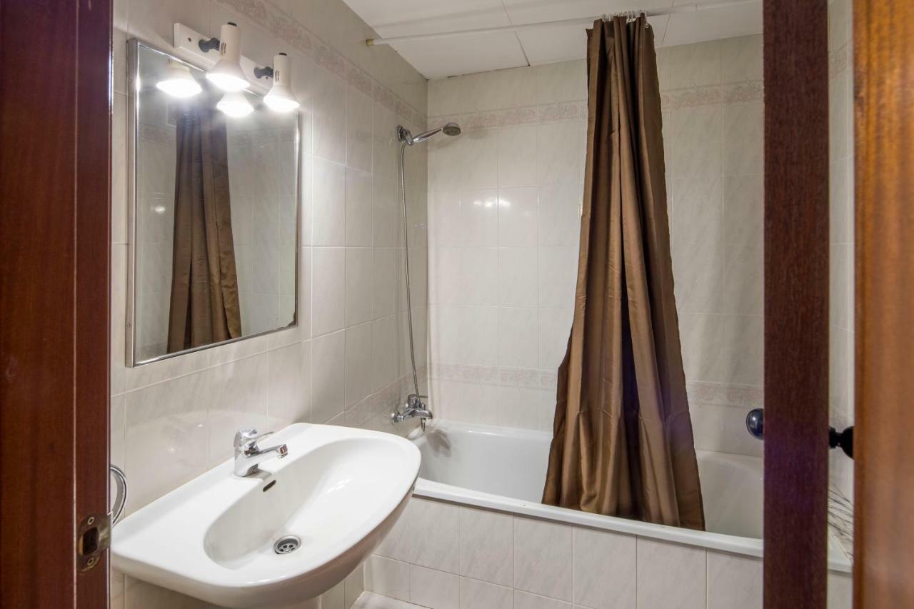 Apartamento Castell De Perelada Apartment Girona Exterior foto